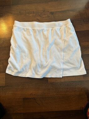 Kim Rogers White Mini Skirt with Elastic Waist